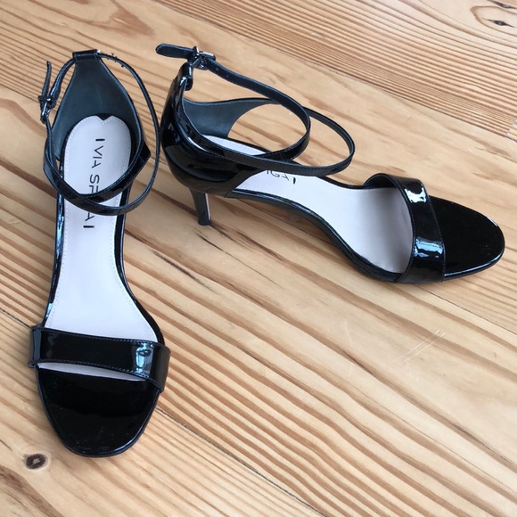 Via Spiga black patent kitten heel - Picture 4 of 4